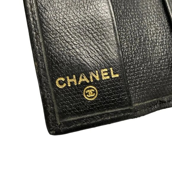 Auth CHANEL CC Button - Black Leather Key Case - Picture 13 of 14